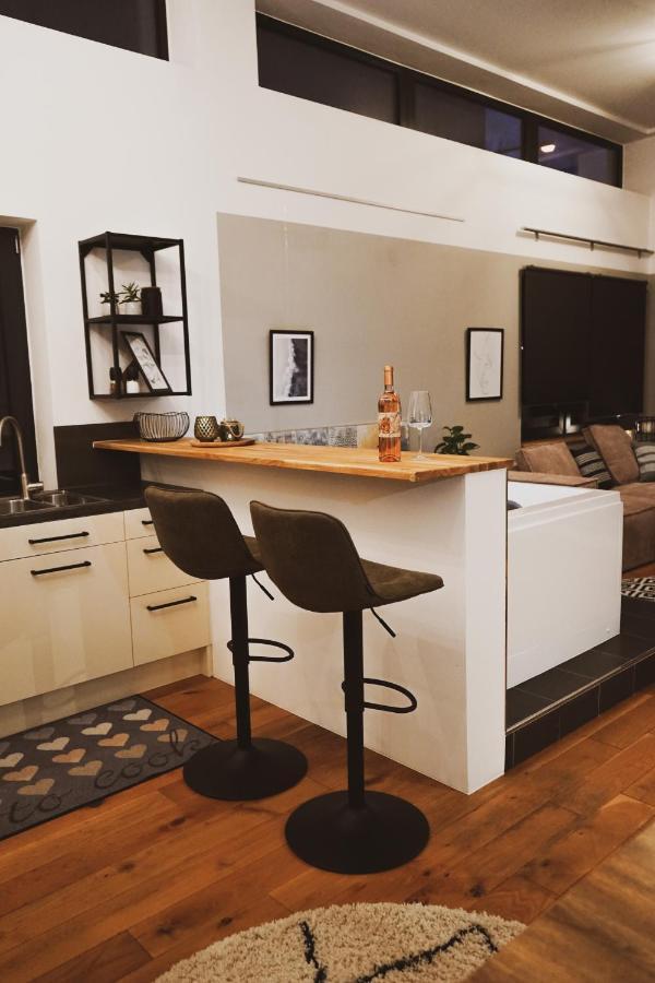 Stilvolles City-Loft Mit Privatem Whirlpool Trier Buitenkant foto
